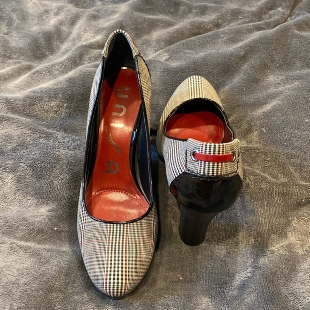 Vintage Black White & Red Plaid Houndstooth 3.5” Heels size 6